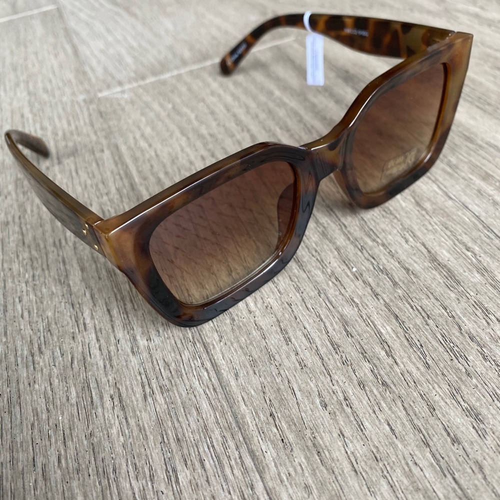 Sunglasses - Picture 12 of 16